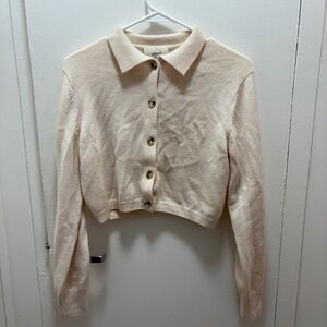 Aritzia cropped sweater size small